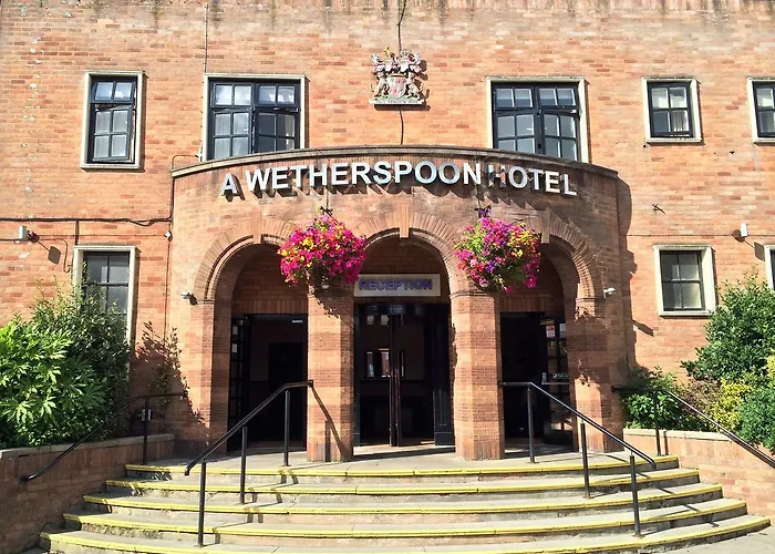 Explore Top Picks for Cheap Hotels in Wigan – Save More on Your Stay!