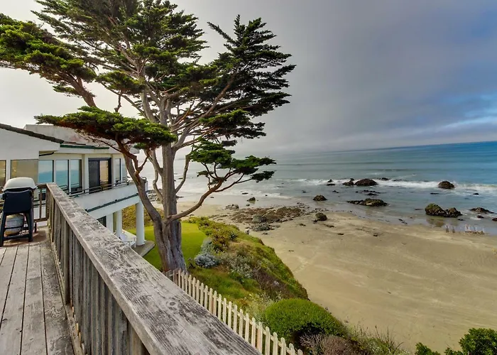 Discover the Best Cayucos Hotels on the Beach for Your Next Getaway