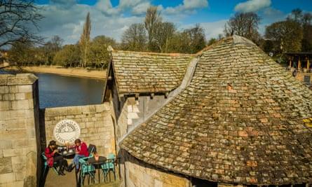Top 10 budget restaurants, cafes and pubs in York | Yorkshire holidays